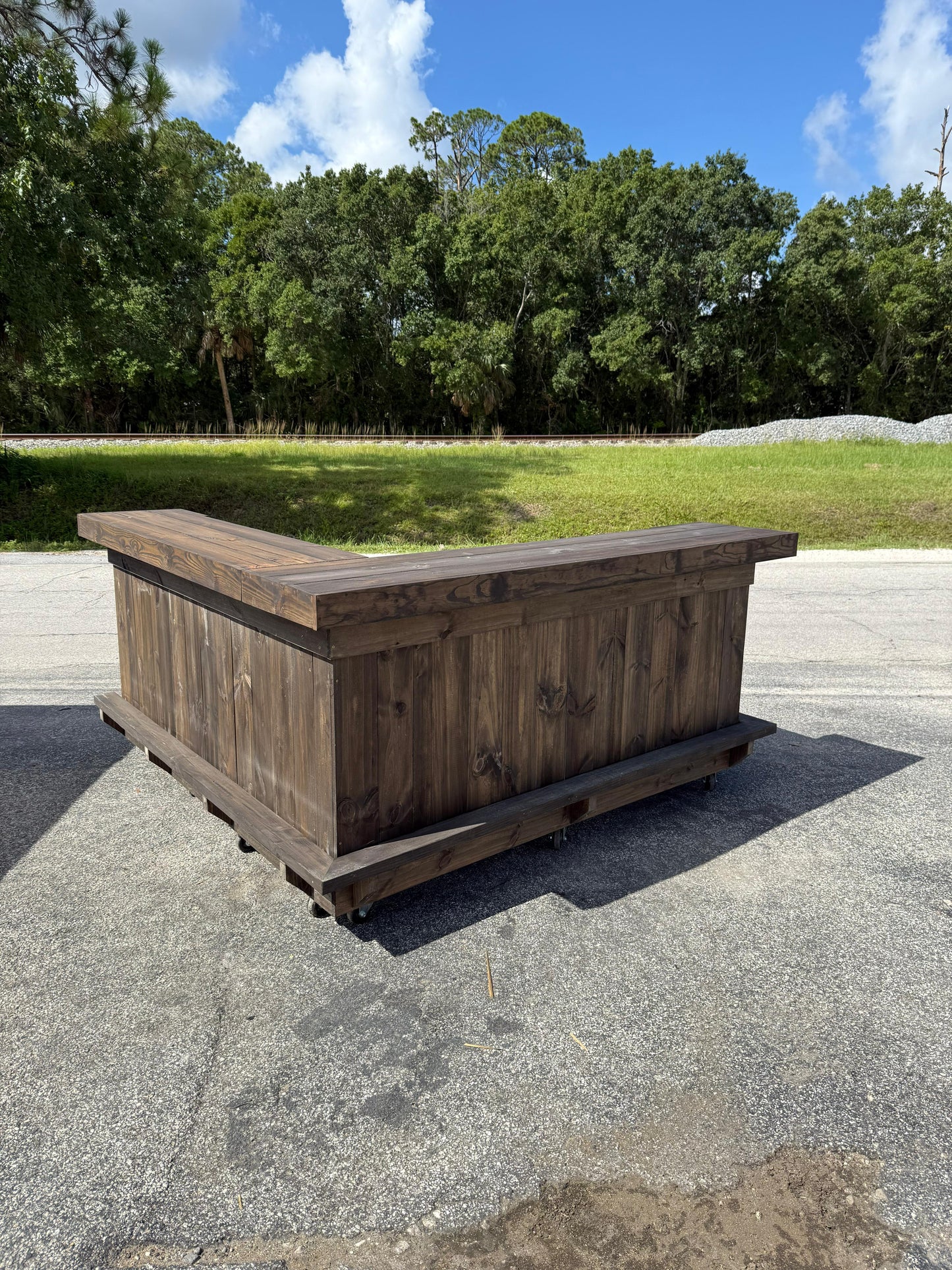 π386-346-5172 | 9x5 L on R(bartenders perspective) - Bartender station, 2x shelf, Footrest (all), Stain