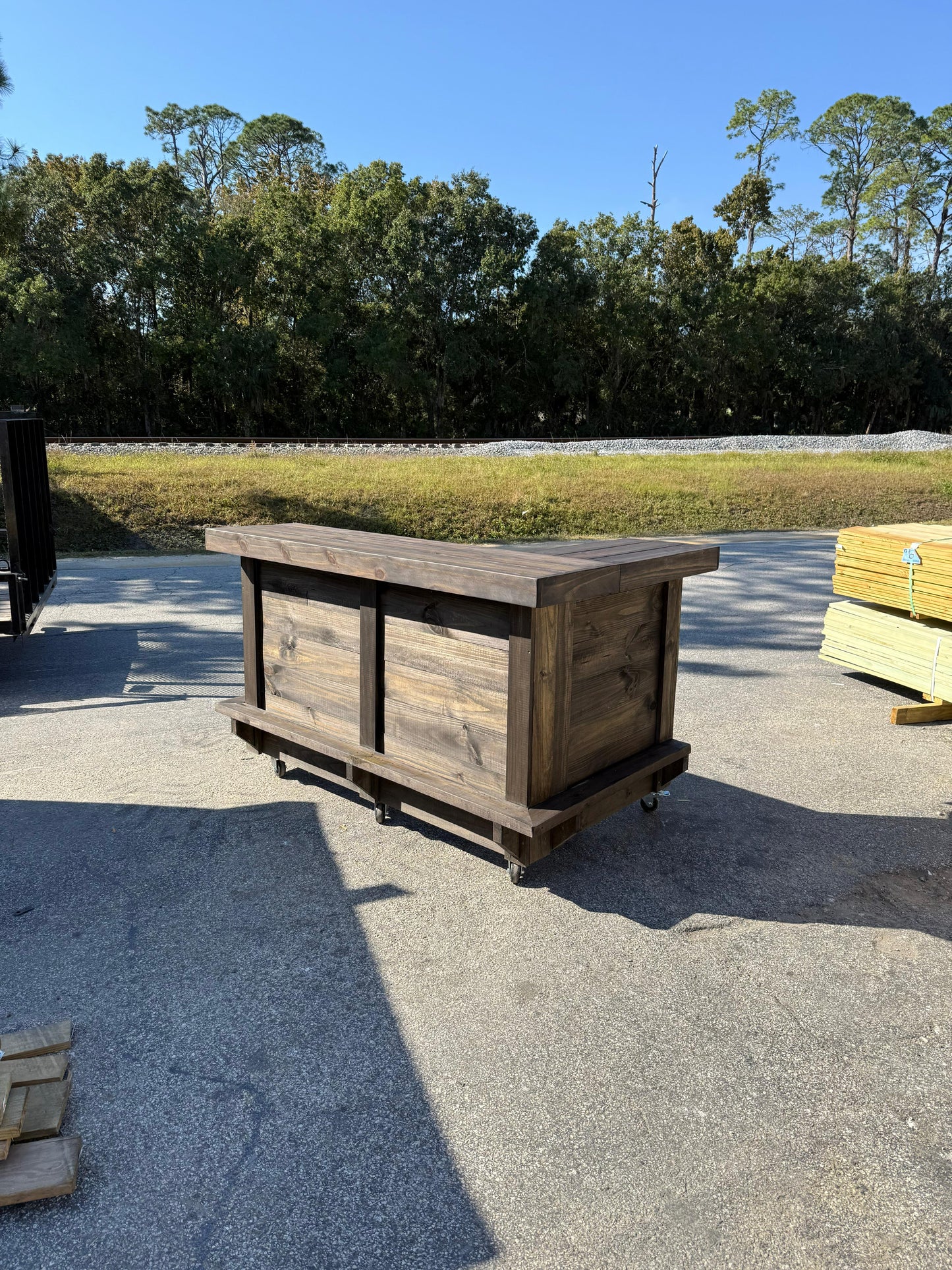 📞386-346-5172 | 7ft L on Left (bartenders perspective) -Bartender station,1x Shelf, Footrest (all), Stain