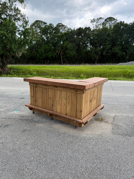 6ft L on left (bartenders perspective) - Bartender Station, 1x shelf, Footrest (all)