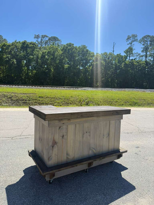 5FT L on right (bartenders perspective) – 2x Shelf, Footrest (all), Stain